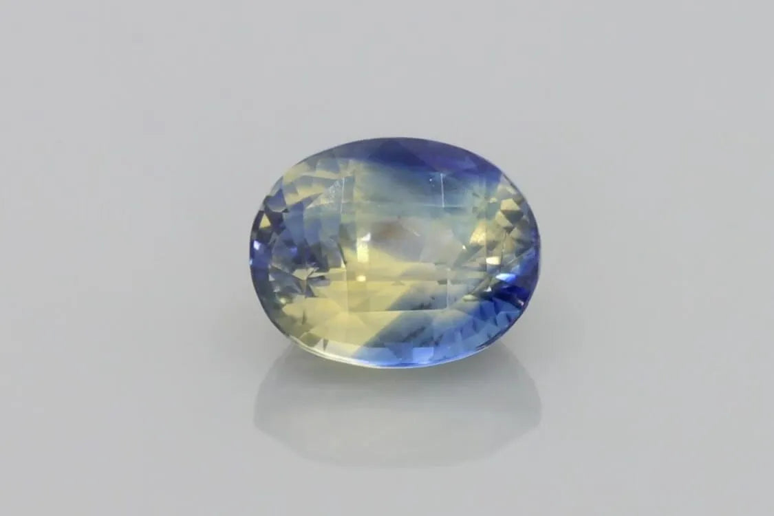 2.18ct oval natural sapphire (colour bicolor, clarity slightly included, cut faceted) ag & co jewellery