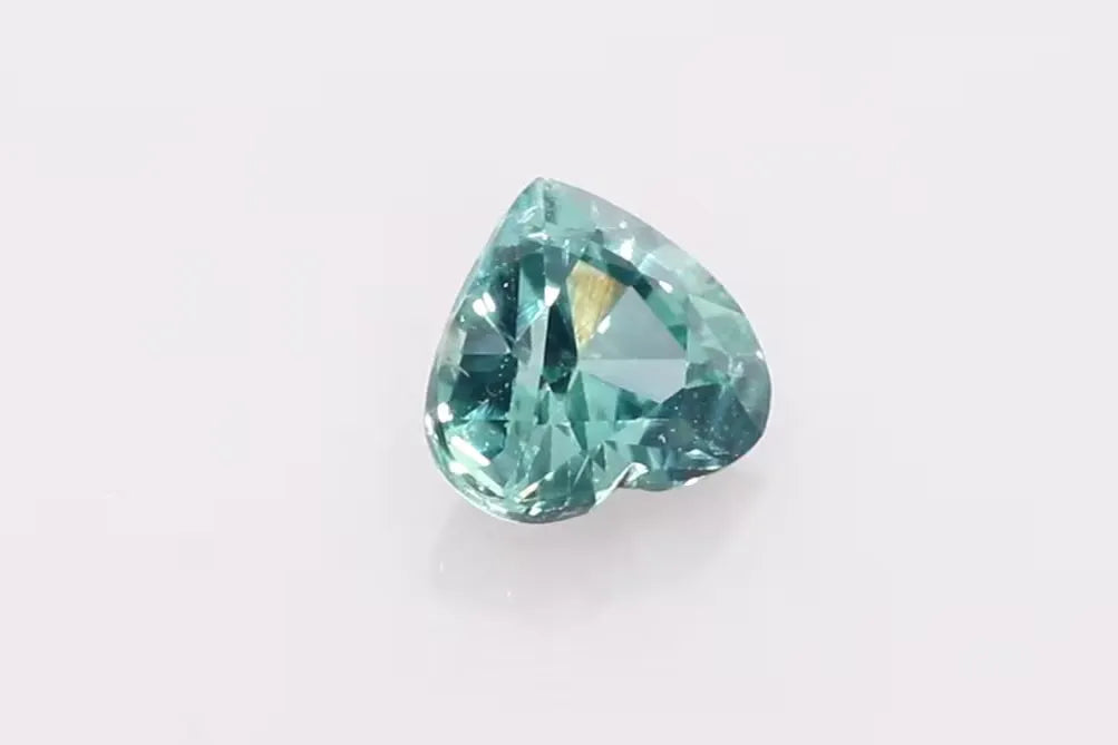 1.03ct heart natural sapphire (colour multicolor, clarity slightly included, cut faceted) ag & co jewellery