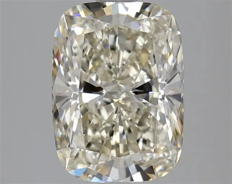 2.57ct cushion brilliant lab grown diamond (colour i, clarity vvs2, igi certified)