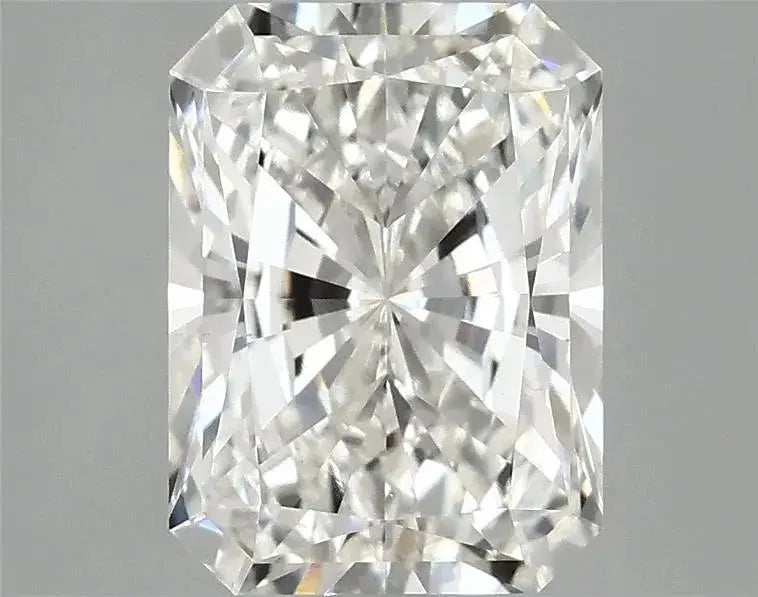 3.07ct Radiant Lab Grown Diamond (Colour F, Clarity VS1, IGI Certified)