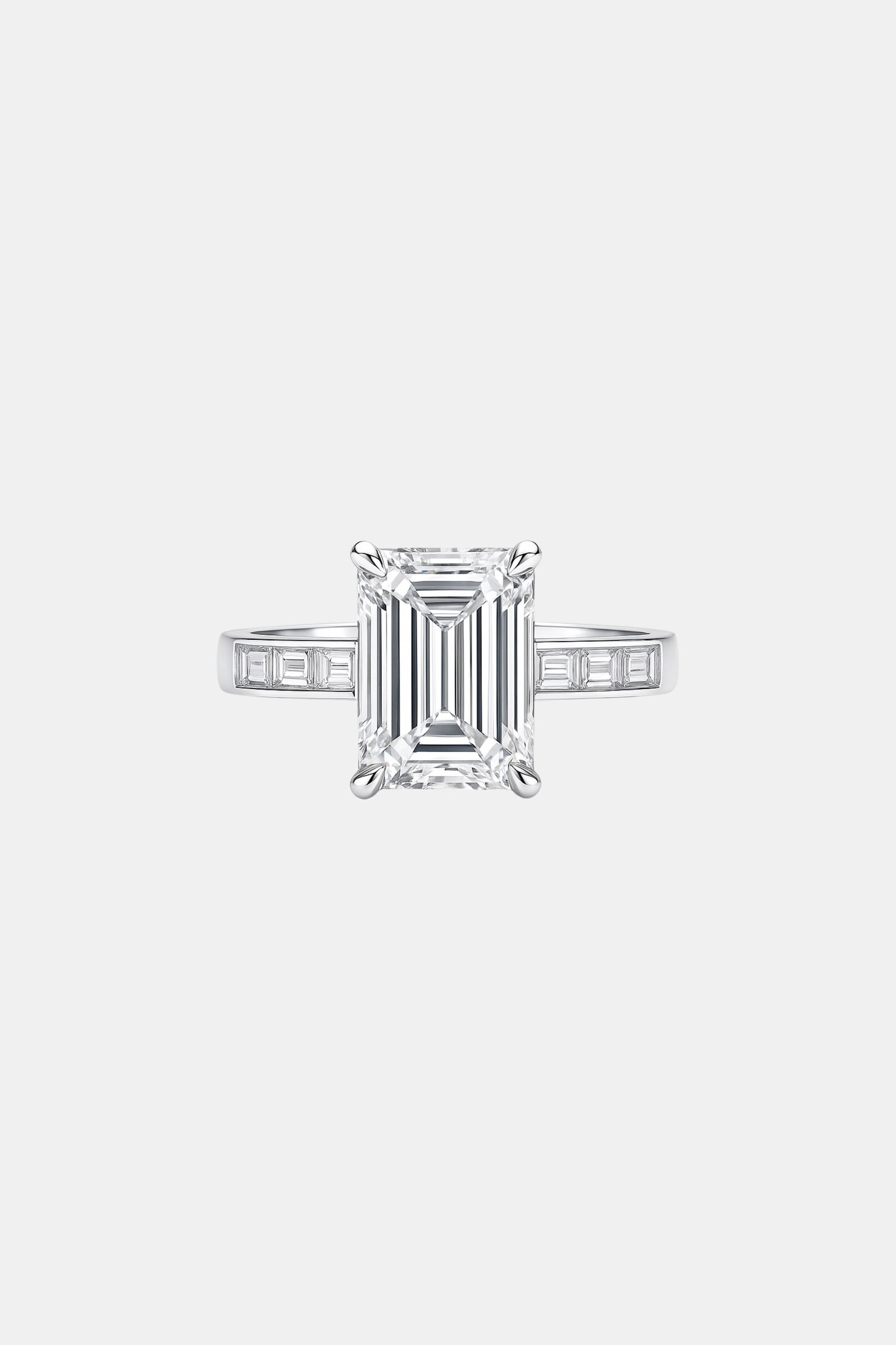 PENELOPE - Solitaire with Emerald Channel Band AG & CO Jewellery