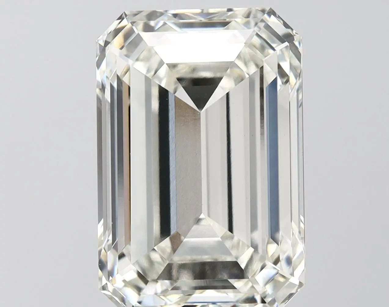 8.20 carat h-vvs2 emerald lab diamond ag & co jewellery