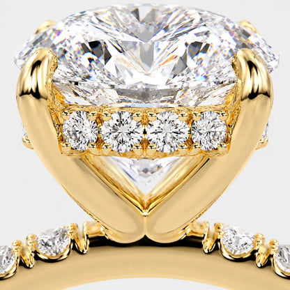 CHARLIE Oval Hidden Halo Pavé AG & CO Jewellery
