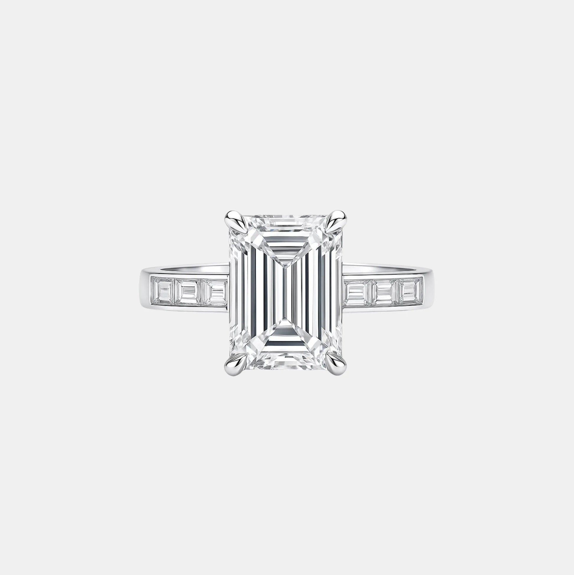 PENELOPE - Solitaire with Emerald Channel Band AG & CO Jewellery