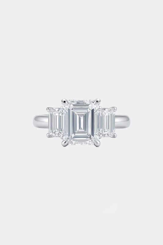 VIVARA – Emerald Cut Three-Stone Engagement Ring Setting AG & CO Jewellery